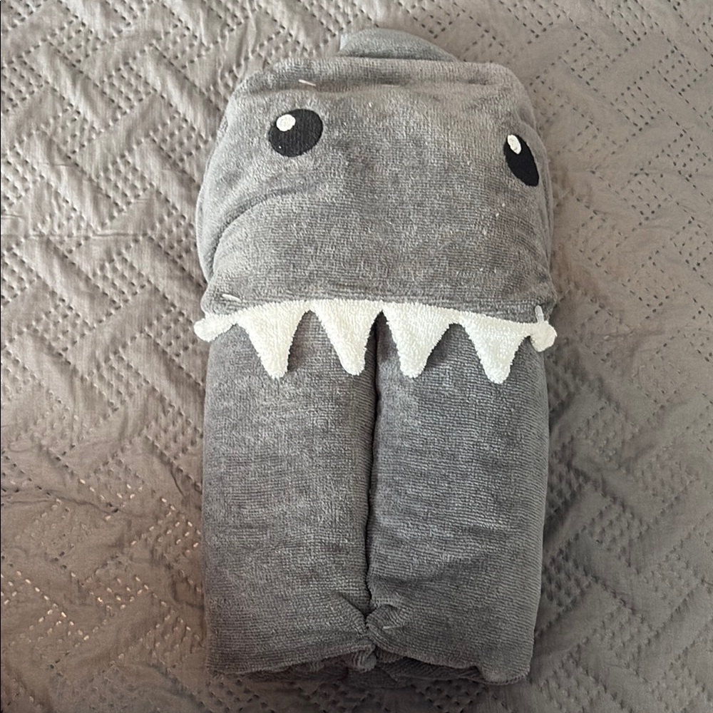Gray Shark Hooded Kids Towel